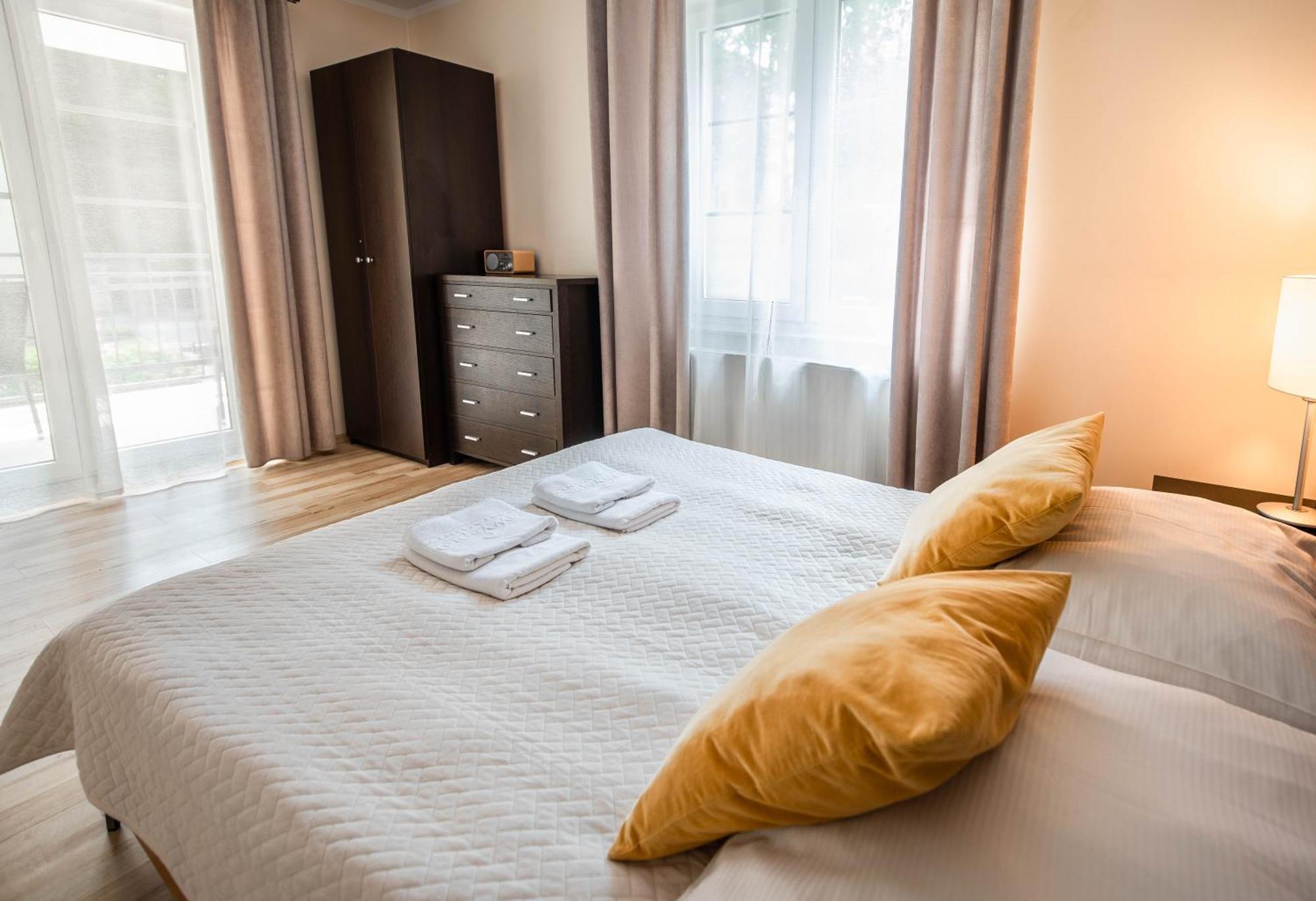 Apartamenty Na Wyspie - Villa Park - Parking Świnoujście  Eksteriør billede